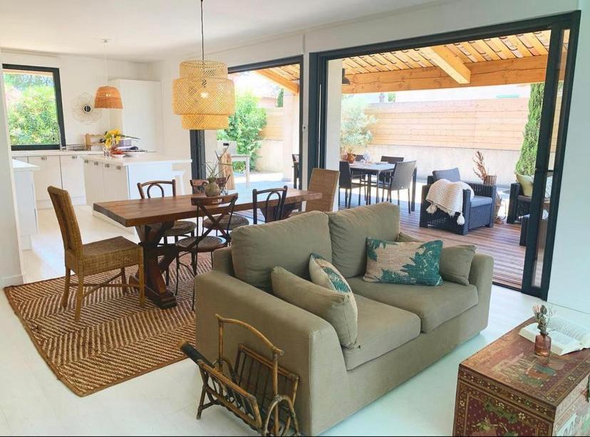 Le Petit Bali Spacieuse Villa Pour 8 Avec Piscine سان سيبريان المظهر الخارجي الصورة